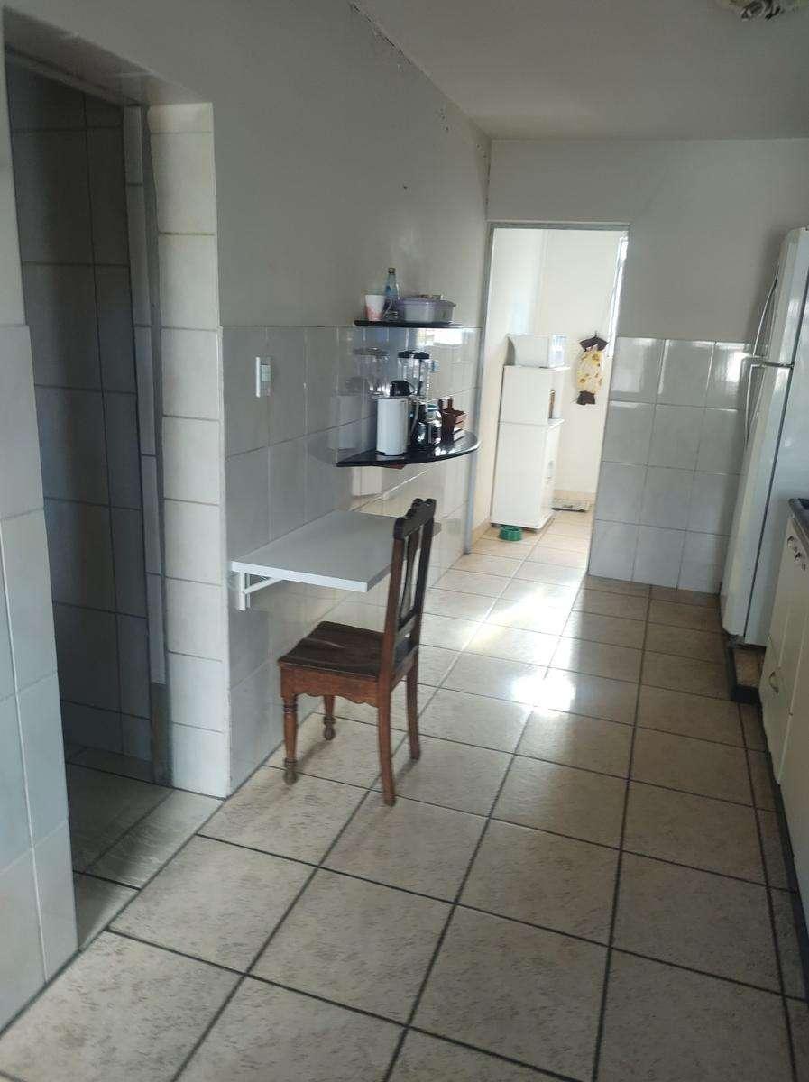 Casa, Planalto, 3 Quartos, 4 Vagas, 1 Suíte