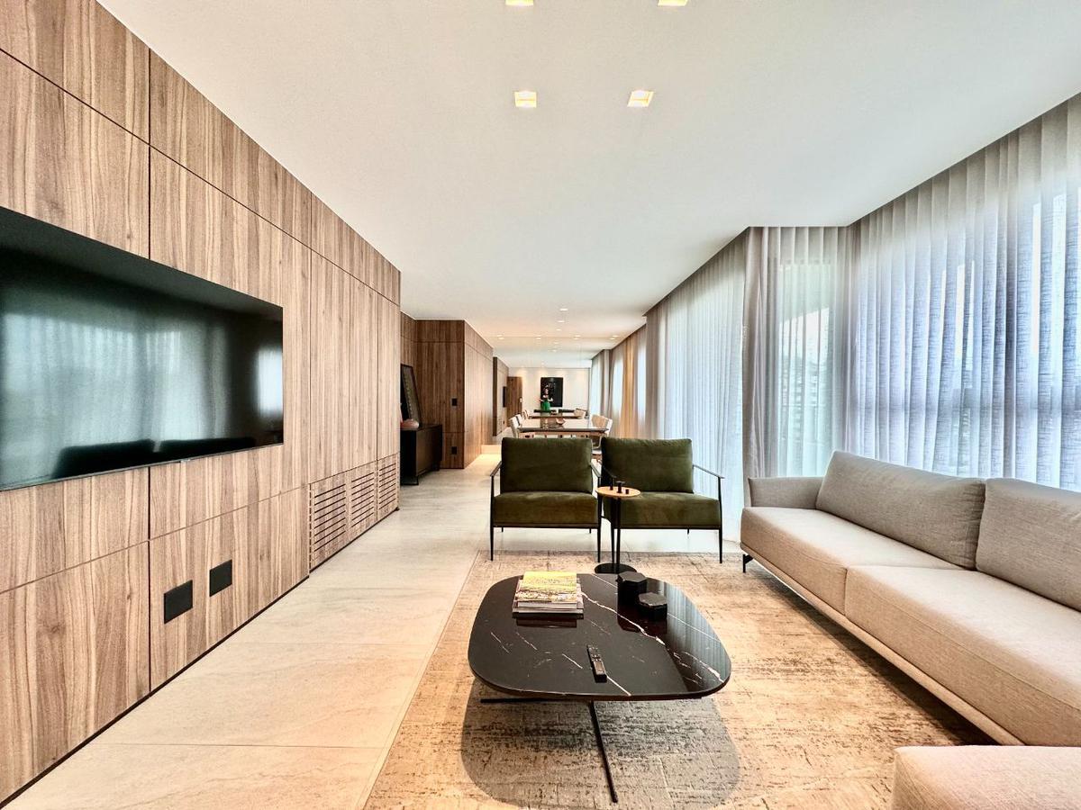 Apartamento, Serra, 4 Quartos, 4 Vagas, 2 Suítes