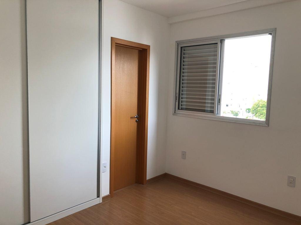 Apartamento, Jaraguá, 4 Quartos, 3 Vagas, 1 Suíte
