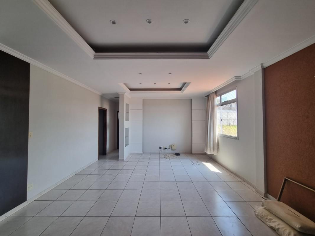 Cobertura, Jardim Riacho das Pedras, 4 Quartos, 2 Vagas, 2 Suítes