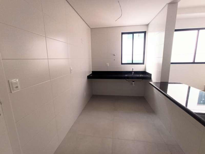 Cobertura, Planalto, 3 Quartos, 2 Vagas, 2 Suítes