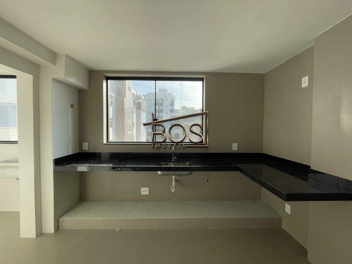 Cobertura, Sagrada Família, 3 Quartos, 3 Vagas, 1 Suíte