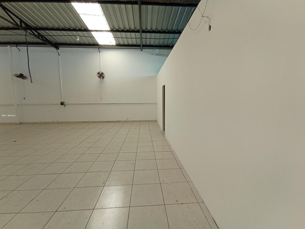 Galpão, Céu Azul, 0 Quarto, 4 Vagas