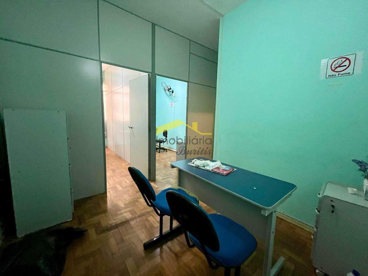 Sala, Centro