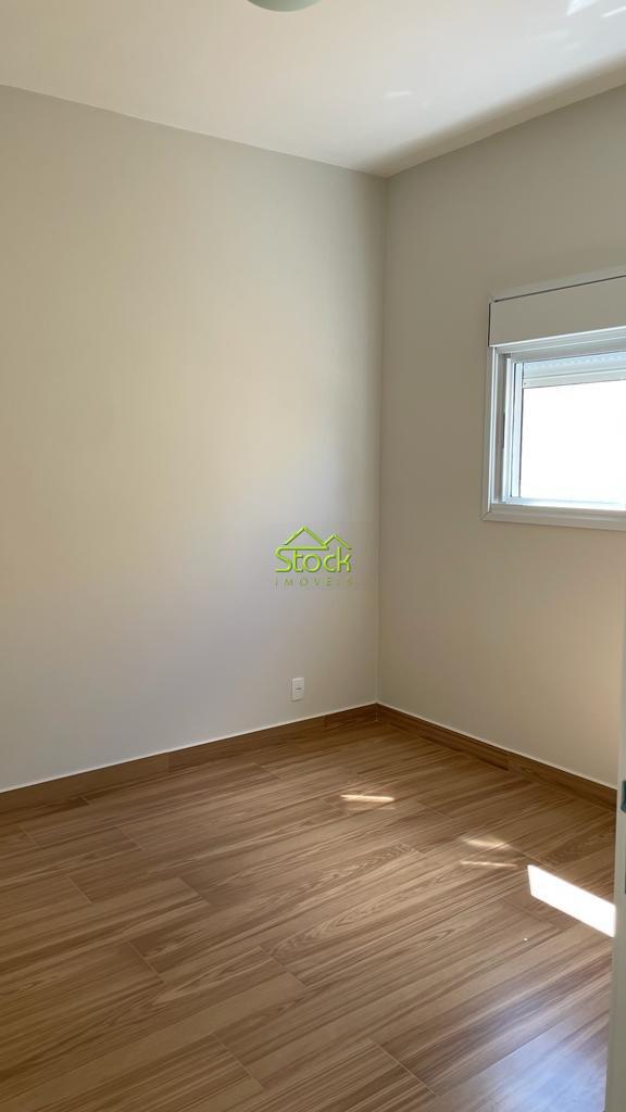 Casa, Shalimar, 3 Quartos, 2 Vagas, 1 Suíte