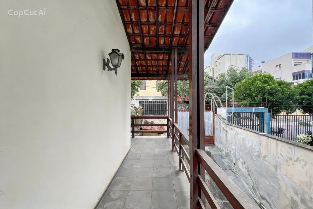 Casa, Ouro Preto, 5 Quartos, 8 Vagas, 1 Suíte