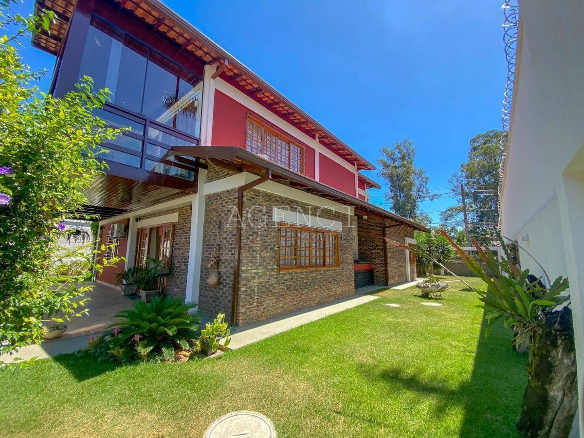 Casa, Trevo, 4 Quartos, 0 Vaga, 1 Suíte