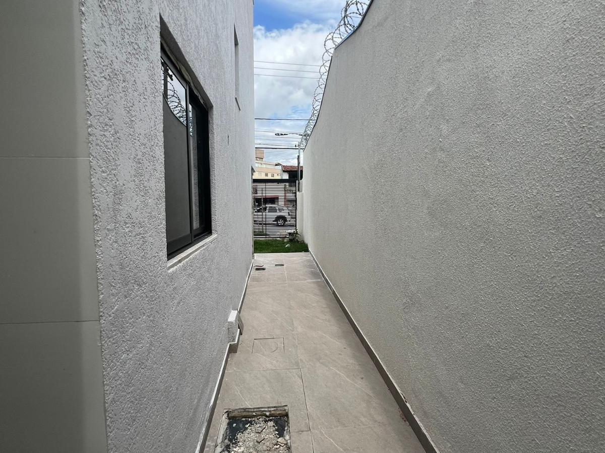 Casa, Planalto, 3 Quartos, 2 Vagas, 1 Suíte