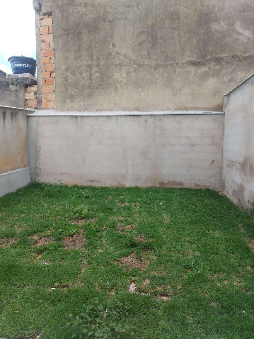 Casa, Água Branca, 3 Quartos, 2 Vagas, 1 Suíte