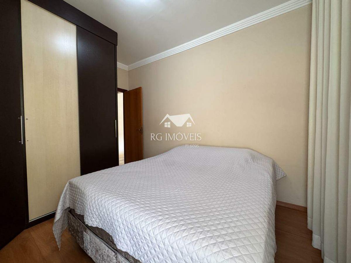 Apartamento, Barreiro, 3 Quartos, 2 Vagas, 1 Suíte
