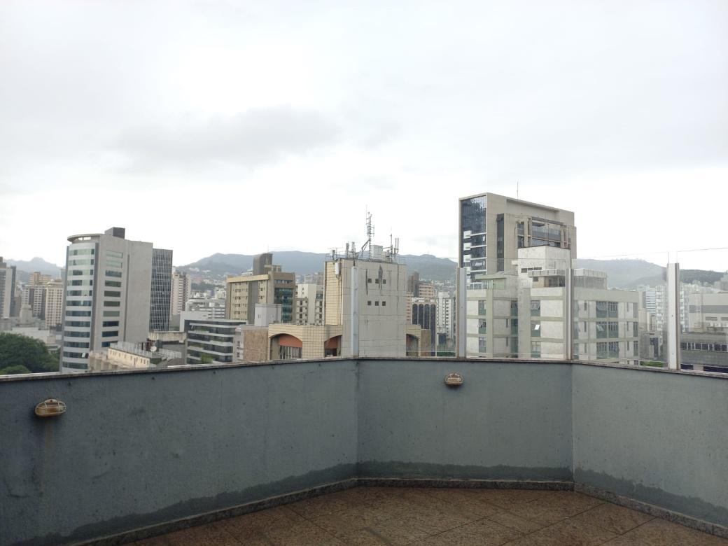 Cobertura, Savassi, 2 Quartos, 2 Vagas, 1 Suíte