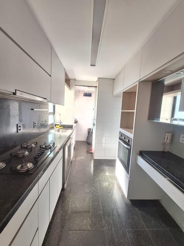 Apartamento, Sagrada Família, 3 Quartos, 2 Vagas, 1 Suíte