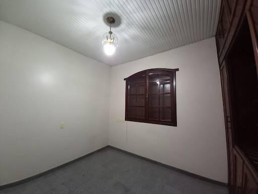 Casa, Todos Os Santos, 5 Quartos, 2 Vagas, 1 Suíte