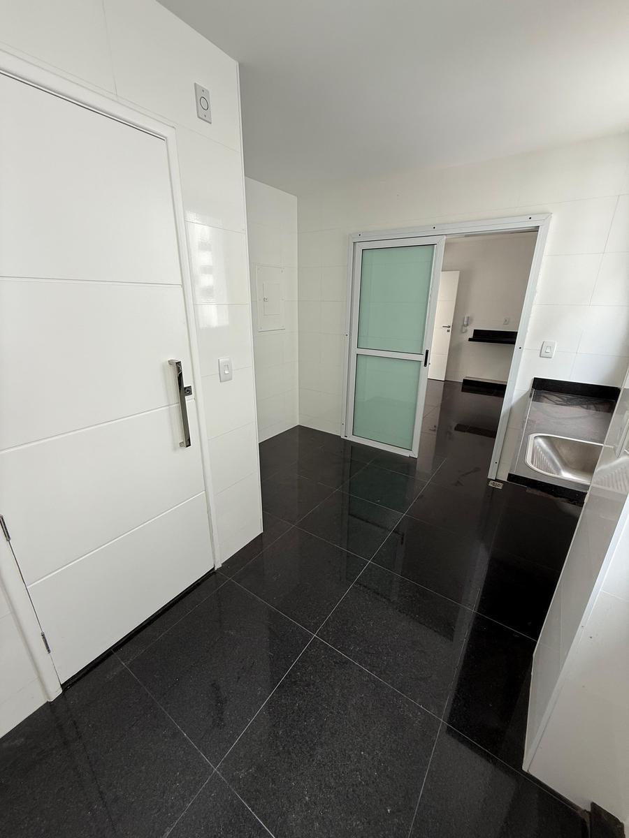 Apartamento, Anchieta, 4 Quartos, 2 Vagas, 4 Suítes