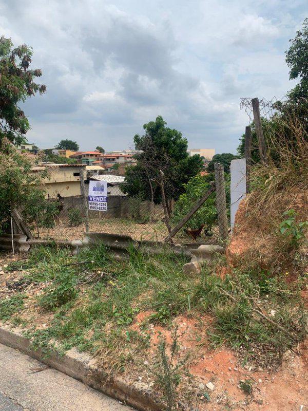Lote, Dom Bosco, 0 Quarto, 0 Vaga