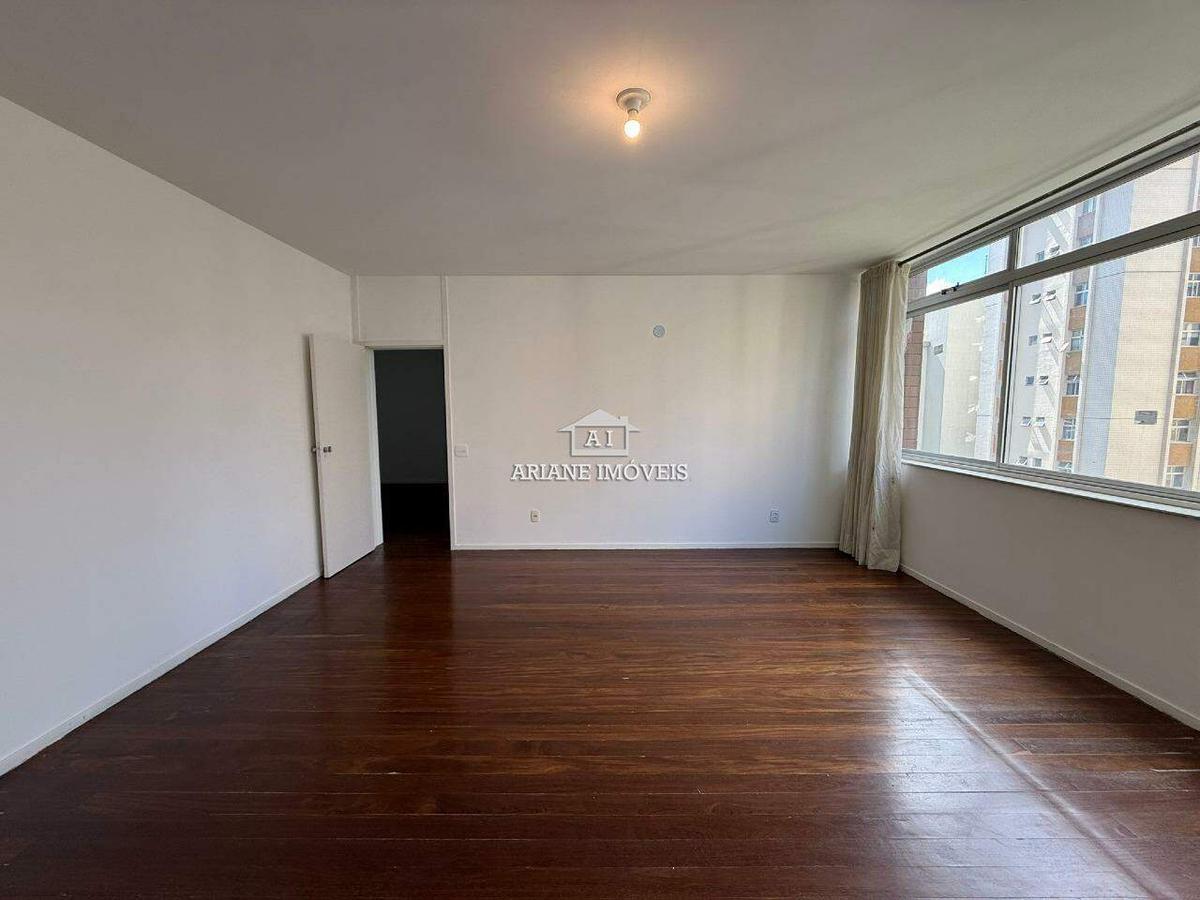 Apartamento, Funcionários, 4 Quartos, 1 Vaga, 1 Suíte