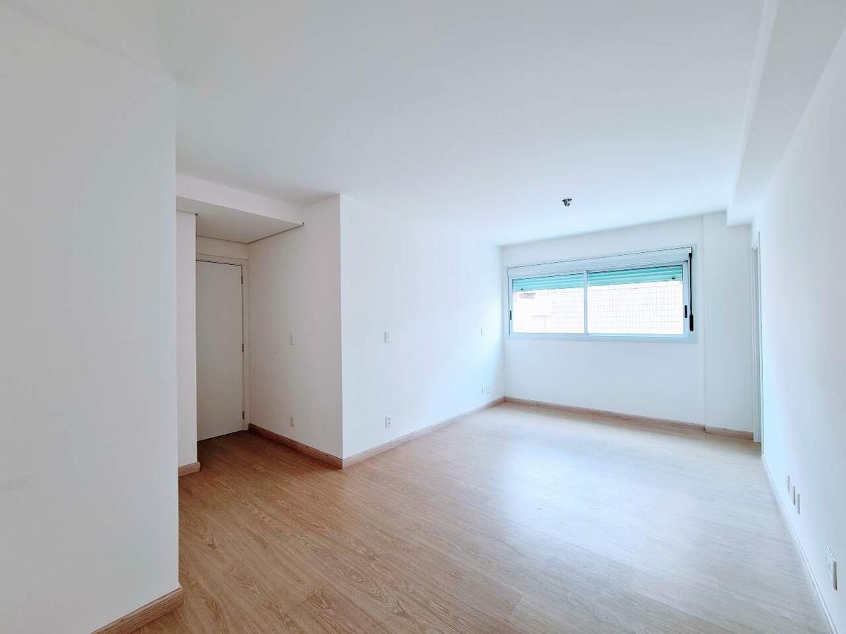 Apartamento, Cruzeiro, 4 Quartos, 3 Vagas, 4 Suítes
