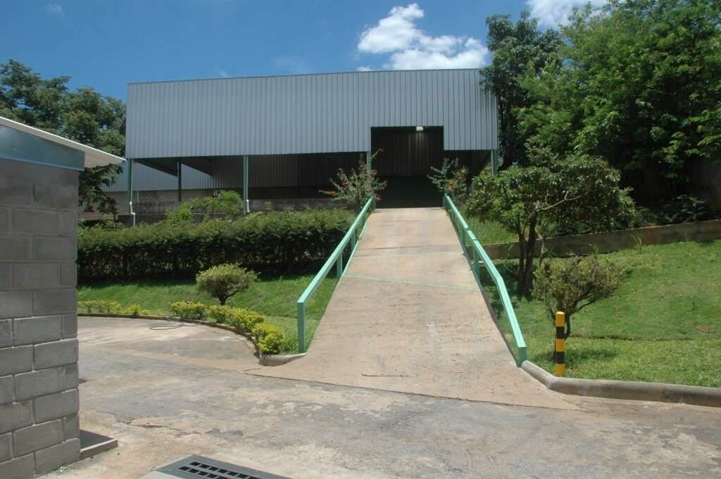 Galpão, Distrito Industrial, 26 Vagas