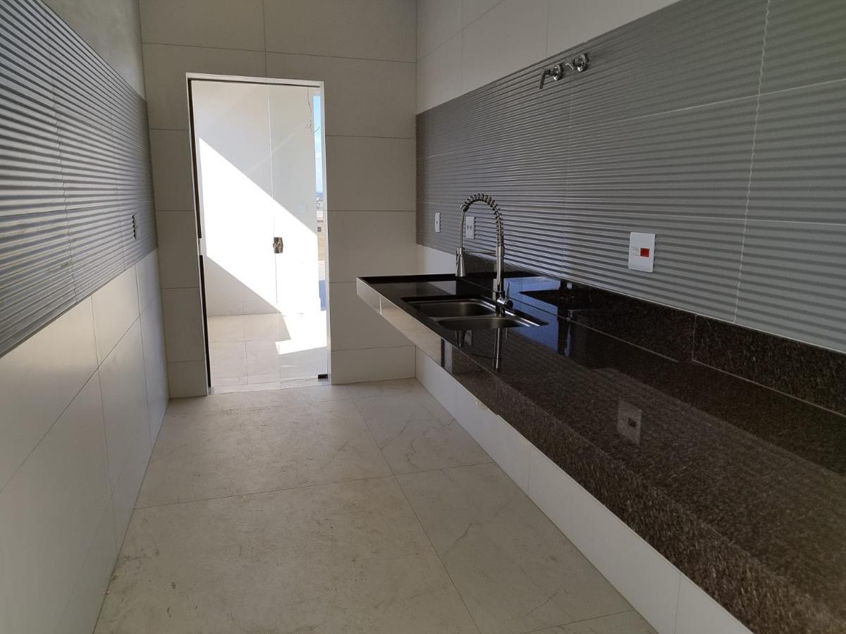 Cobertura, Jaraguá, 4 Quartos, 3 Vagas, 3 Suítes
