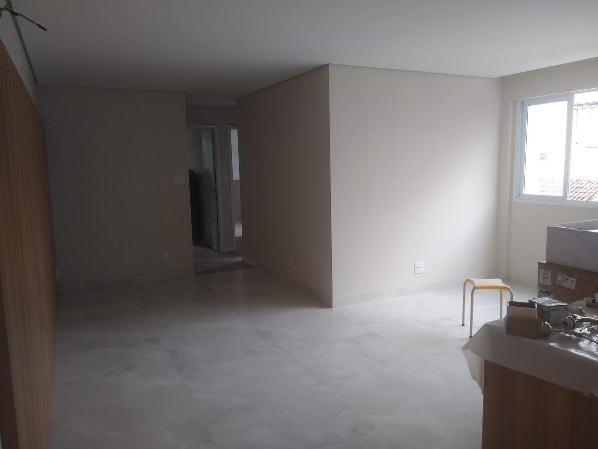 Apartamento, Sagrada Família, 3 Quartos, 2 Vagas, 1 Suíte