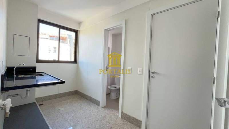 Apartamento, Serra, 4 Quartos, 3 Vagas, 4 Suítes