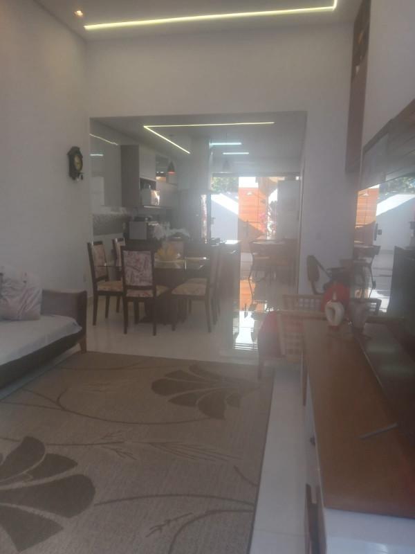 Casa, Acácias, 3 Quartos, 3 Vagas, 1 Suíte