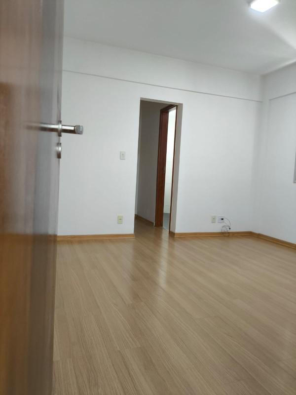 Apartamento, Barreiro, 3 Quartos, 2 Vagas, 1 Suíte