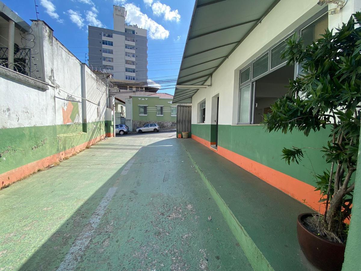 Lote, Colégio Batista, 0 Quarto, 0 Vaga, 2 Suítes