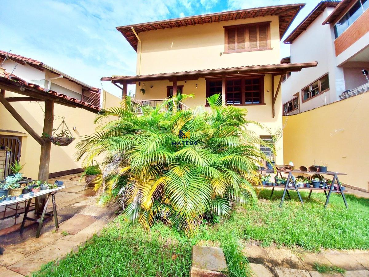 Casa, Alto Caiçaras, 3 Quartos, 5 Vagas, 1 Suíte