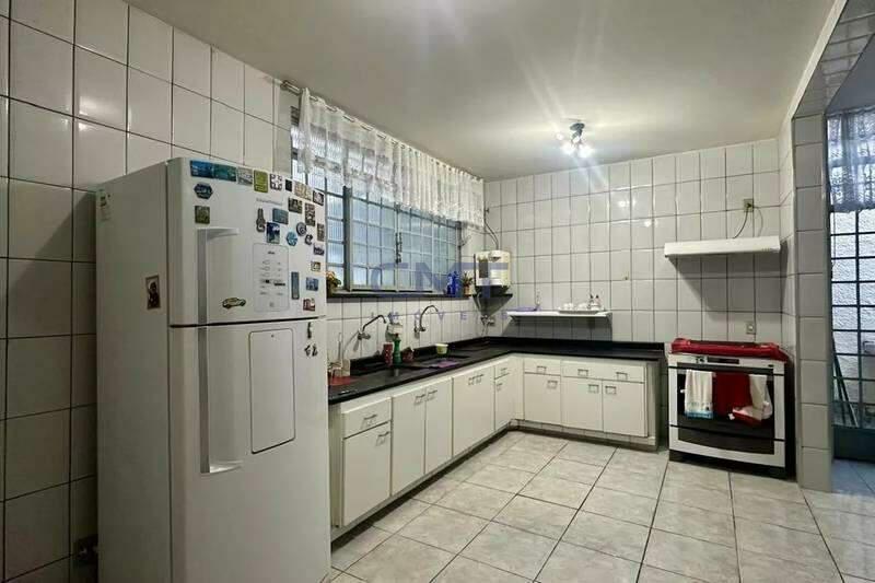 Casa, Serra, 4 Quartos, 4 Vagas, 1 Suíte