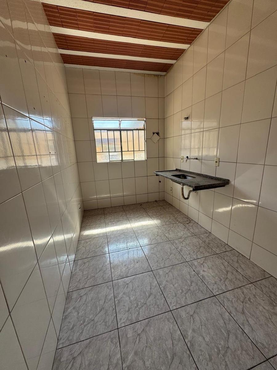 Casa, Luar da Pampulha (justinópolis), 2 Quartos, 0 Vaga