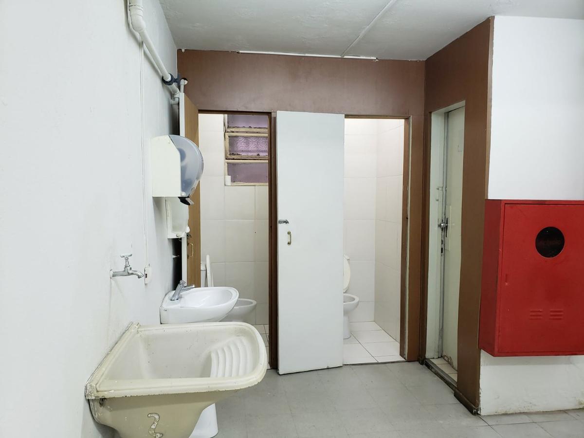 Prédio, Centro, 0 Quarto, 0 Vaga