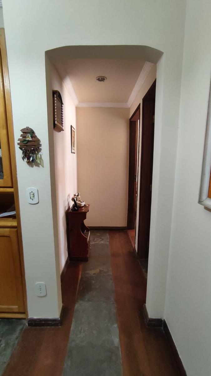 Casa, Parque Turistas, 2 Quartos, 2 Vagas, 1 Suíte