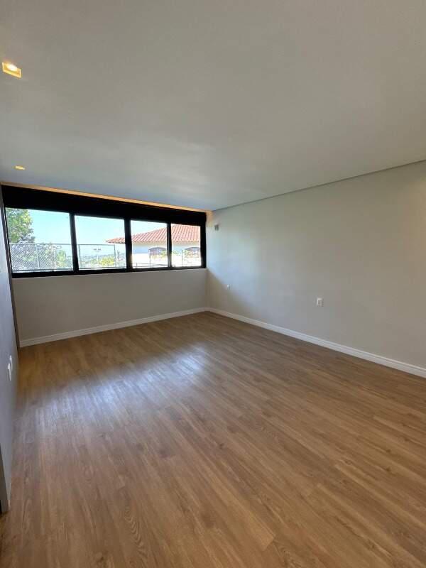 Casa, Bandeirantes (pampulha), 7 Quartos, 12 Vagas, 4 Suítes