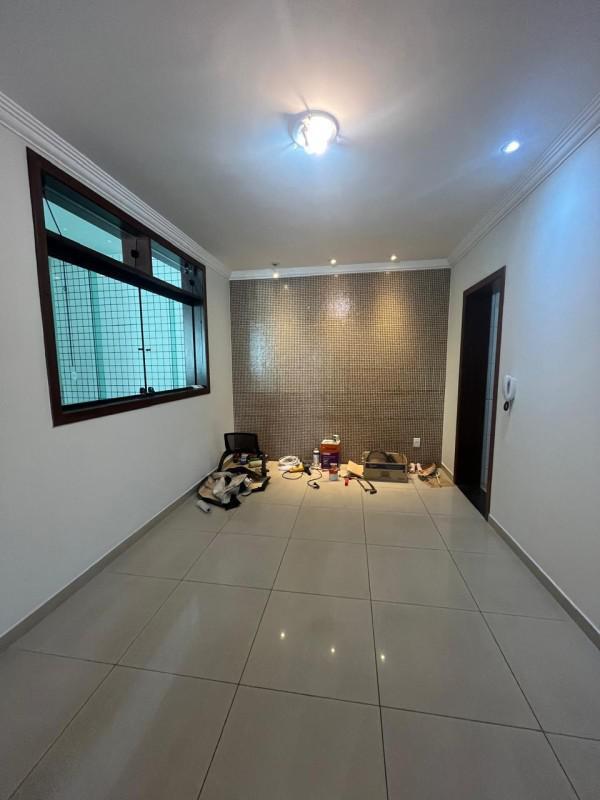 Casa Comercial, Castelo, 4 Quartos, 4 Vagas, 2 Suítes