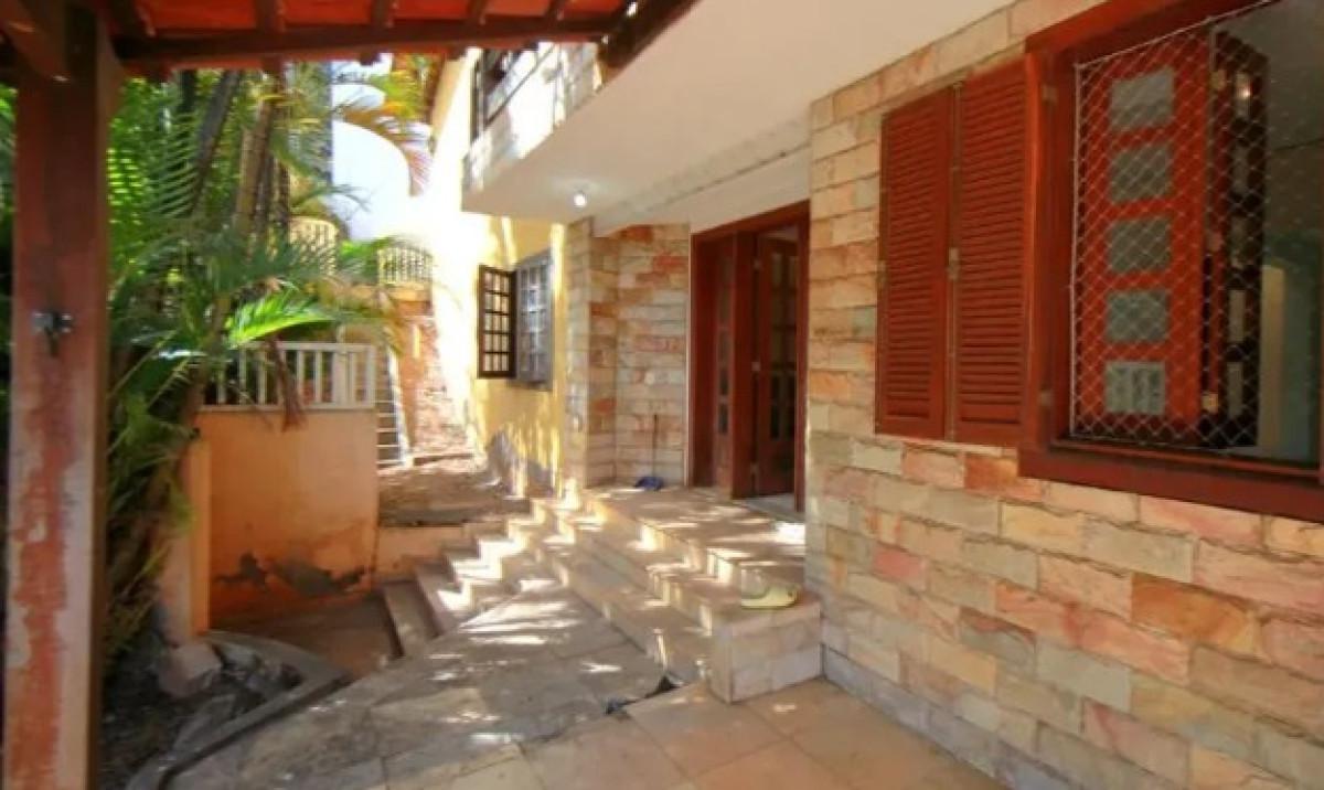 Casa, Santa Lúcia, 6 Quartos, 3 Vagas, 1 Suíte