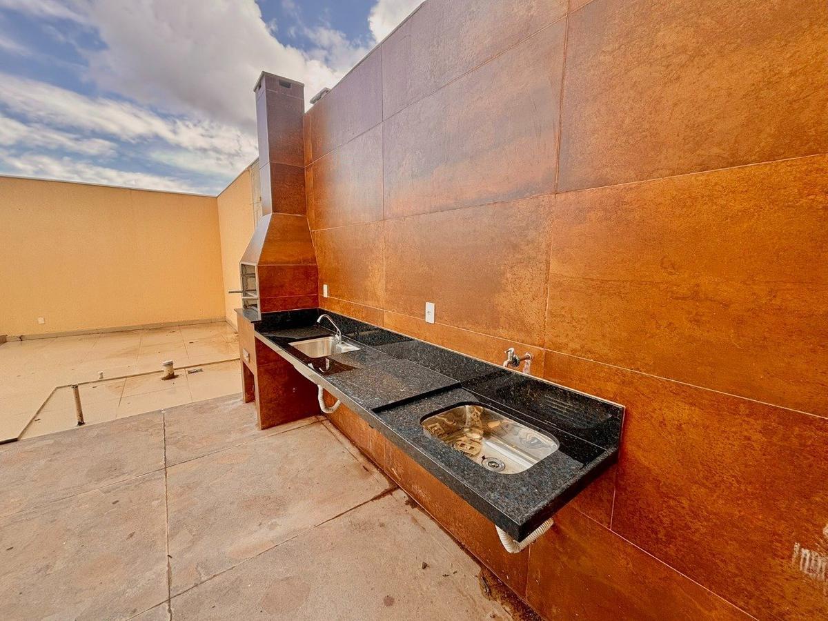 Apartamento, Serrano, 2 Quartos, 1 Vaga