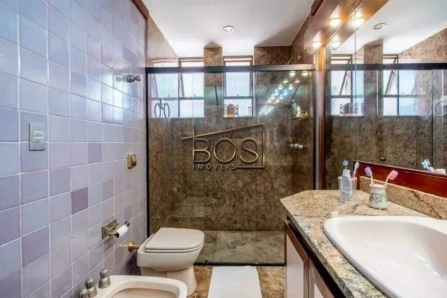 Casa, Mangabeiras, 4 Quartos, 6 Vagas, 3 Suítes