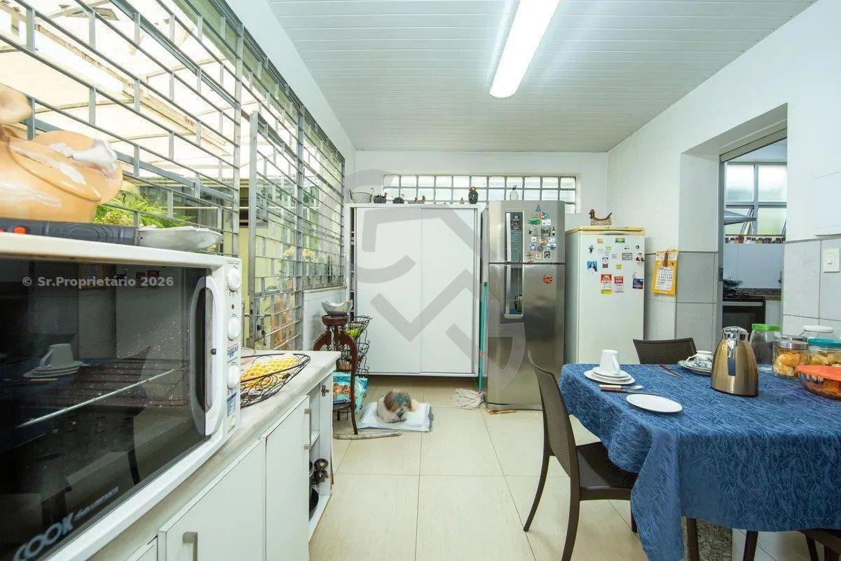Casa, Prado, 5 Quartos, 6 Vagas, 2 Suítes