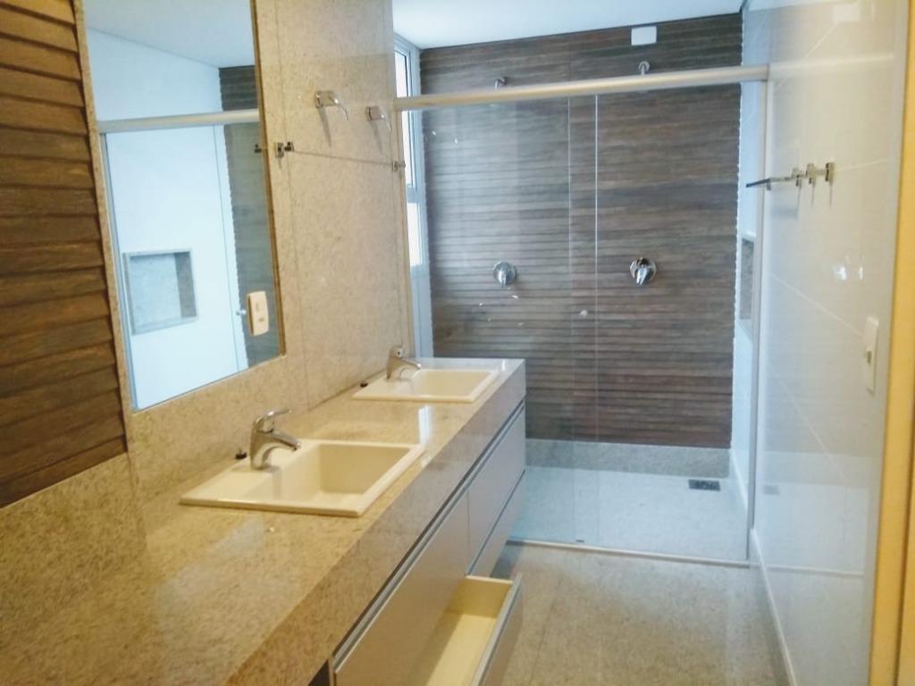 Apartamento, Carmo, 4 Quartos, 4 Vagas, 2 Suítes