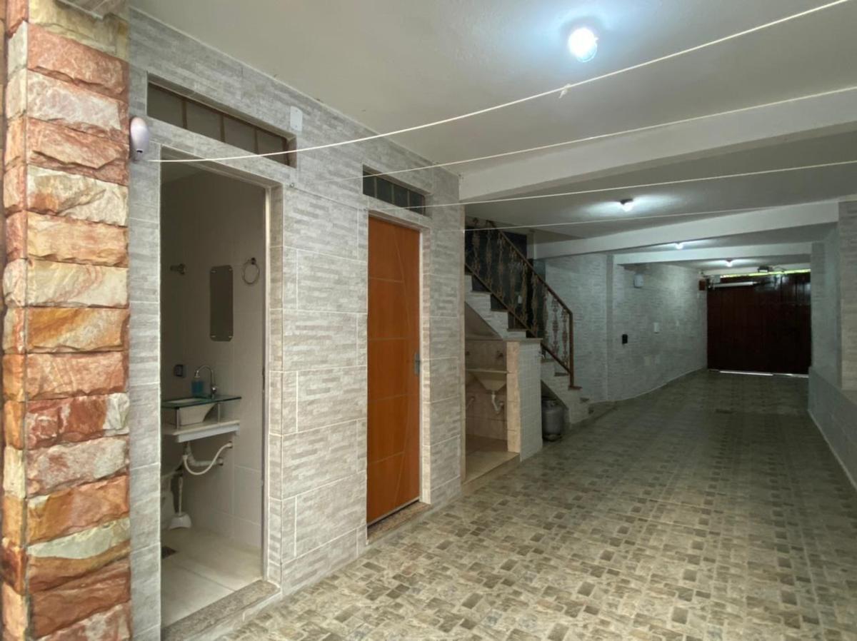 Casa, Itapoã, 6 Quartos, 3 Vagas, 1 Suíte