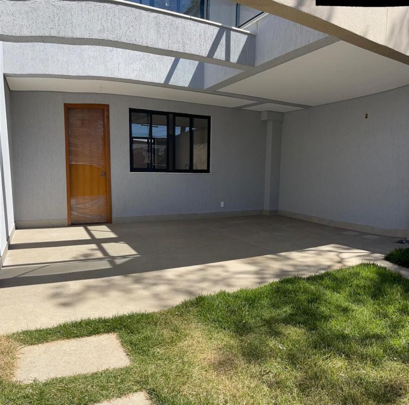 Casa, Vila Clóris, 3 Quartos, 2 Vagas, 1 Suíte