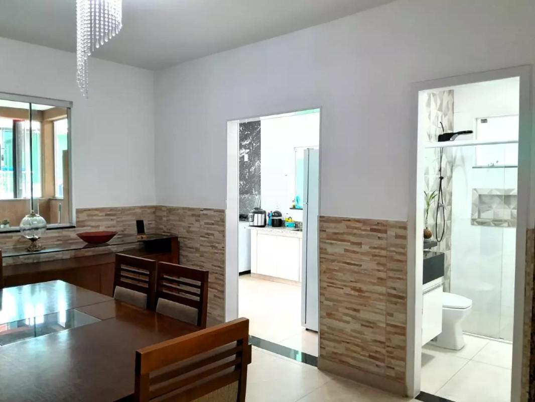 Casa, Milionários, 3 Quartos, 4 Vagas, 2 Suítes