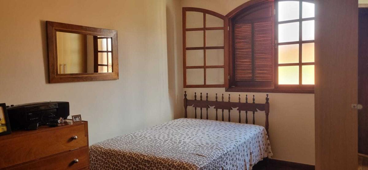 Casa, Esplanada, 8 Quartos, 2 Vagas, 1 Suíte