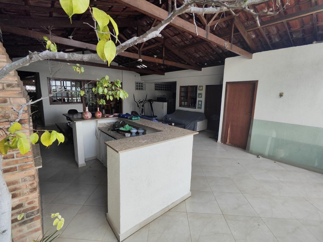 Casa, Concórdia, 5 Quartos, 4 Vagas, 2 Suítes