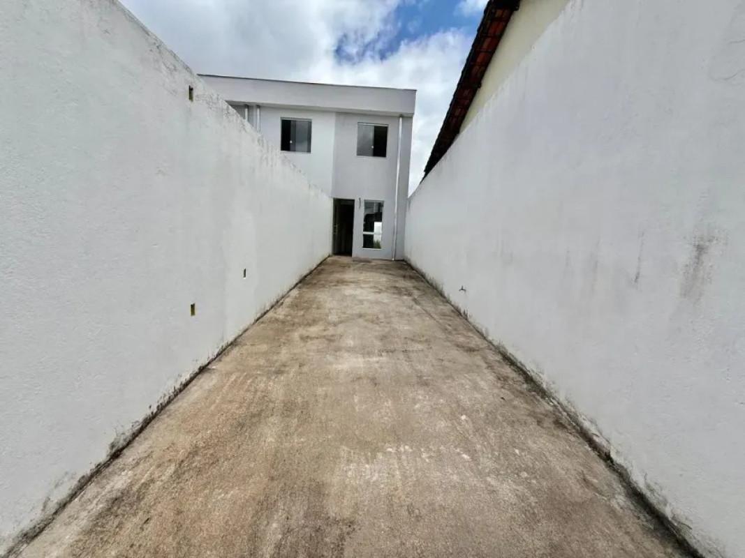 Casa, Jardim dos Comerciários, 2 Quartos, 2 Vagas