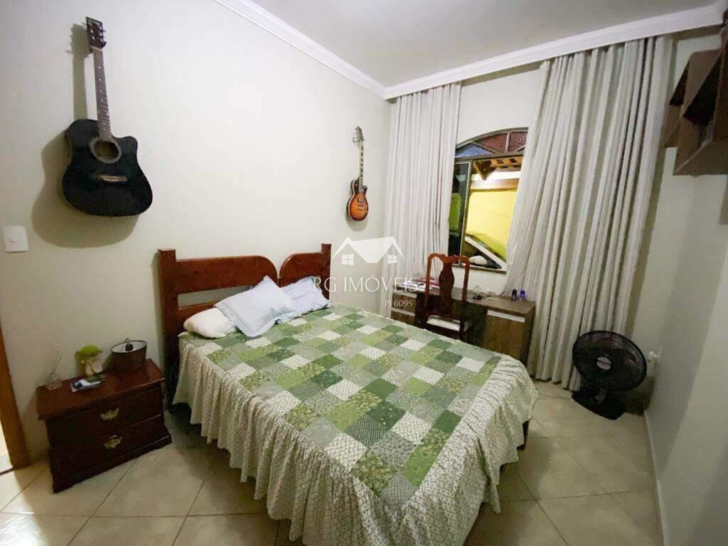 Casa, Milionários, 3 Quartos, 5 Vagas, 1 Suíte