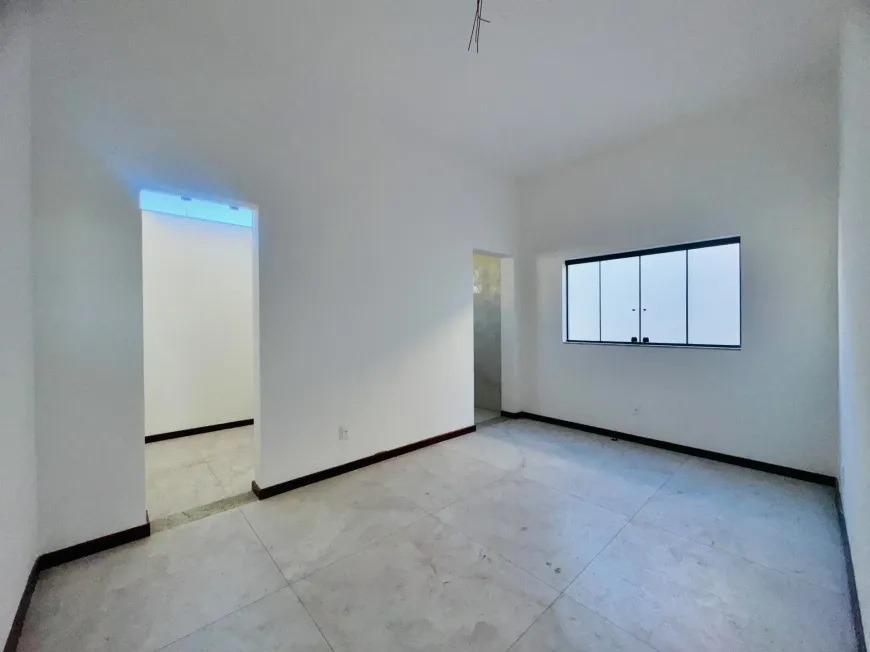 Casa, Conjunto Minascaixa, 3 Quartos, 2 Vagas, 1 Suíte