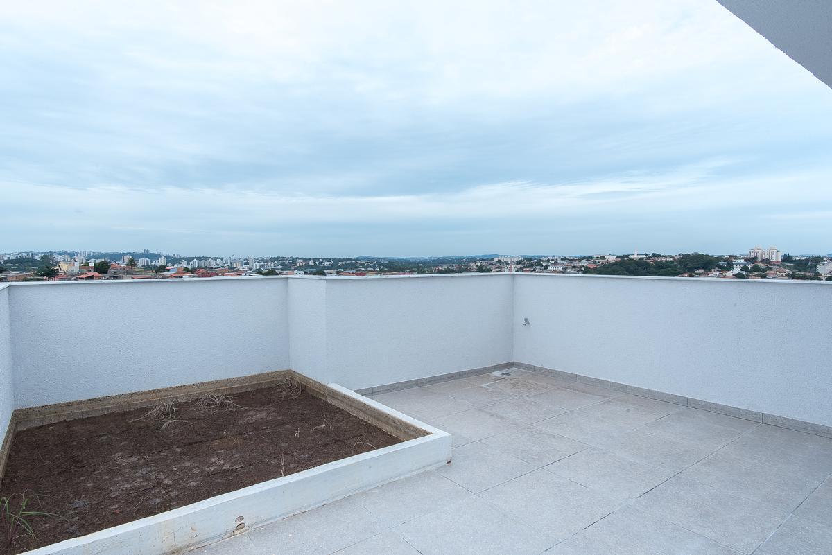 Cobertura, Heliópolis, 2 Quartos, 2 Vagas, 1 Suíte