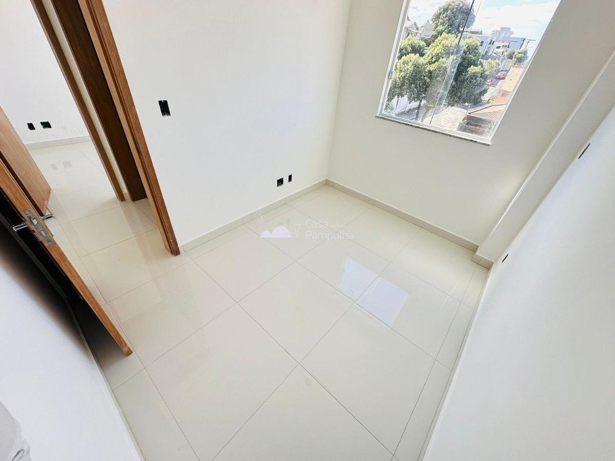 Apartamento, Santa Mônica, 2 Quartos, 1 Vaga